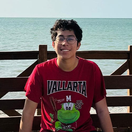 Elias Robles