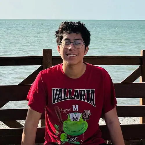 Elias Robles